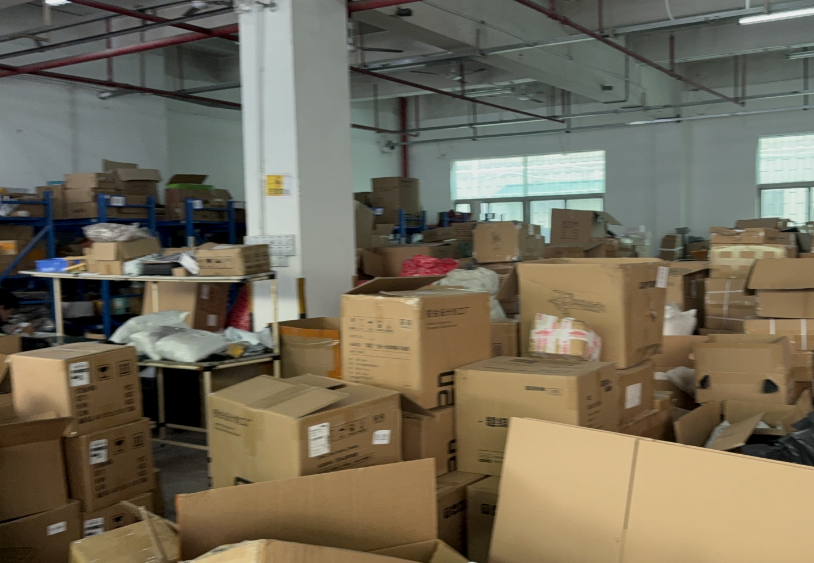 哪个货运公司可以寄化妆品到美国的?